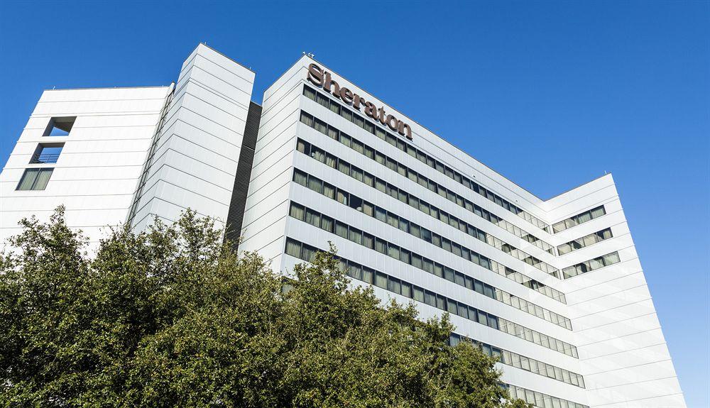 Sheraton North Houston At George Bush Intercontinental Exterior photo
