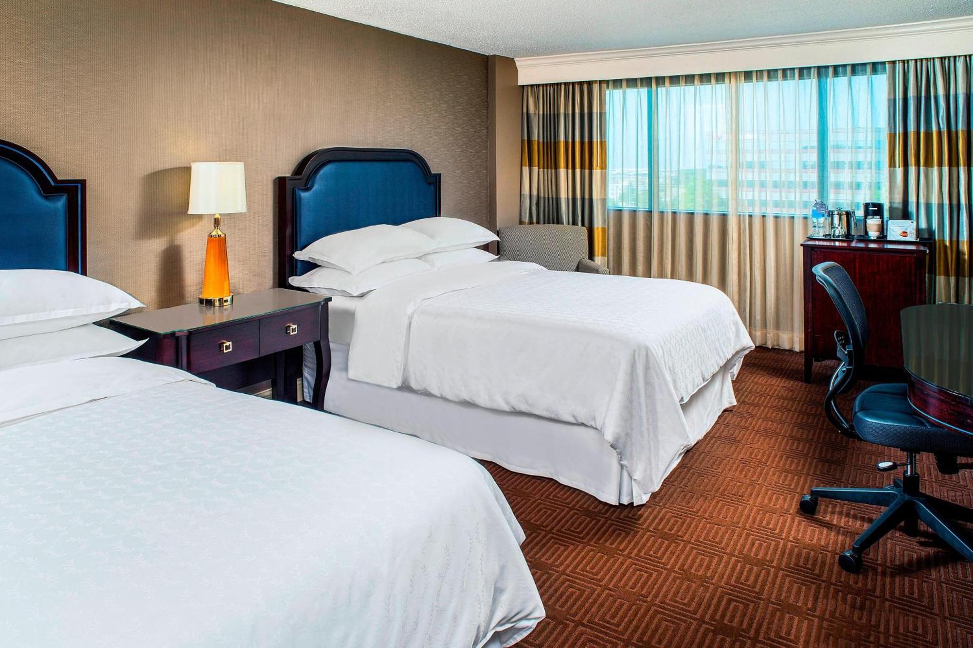 Sheraton North Houston At George Bush Intercontinental Exterior photo