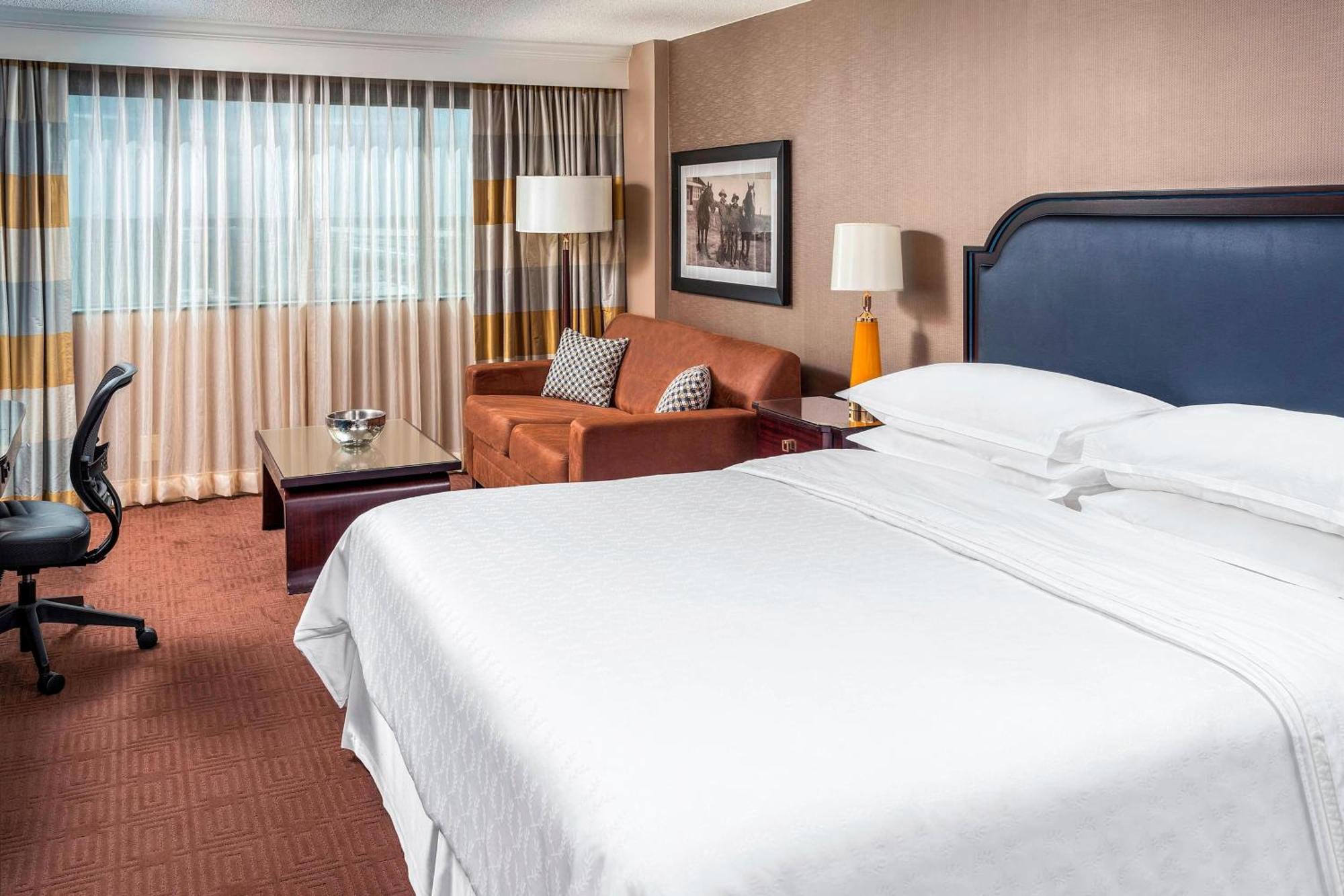 Sheraton North Houston At George Bush Intercontinental Exterior photo