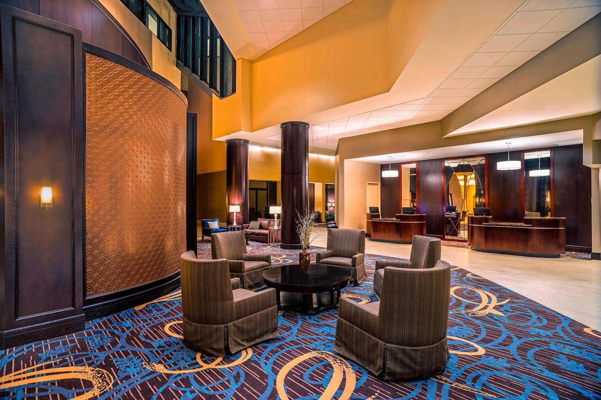 Sheraton North Houston At George Bush Intercontinental Exterior photo